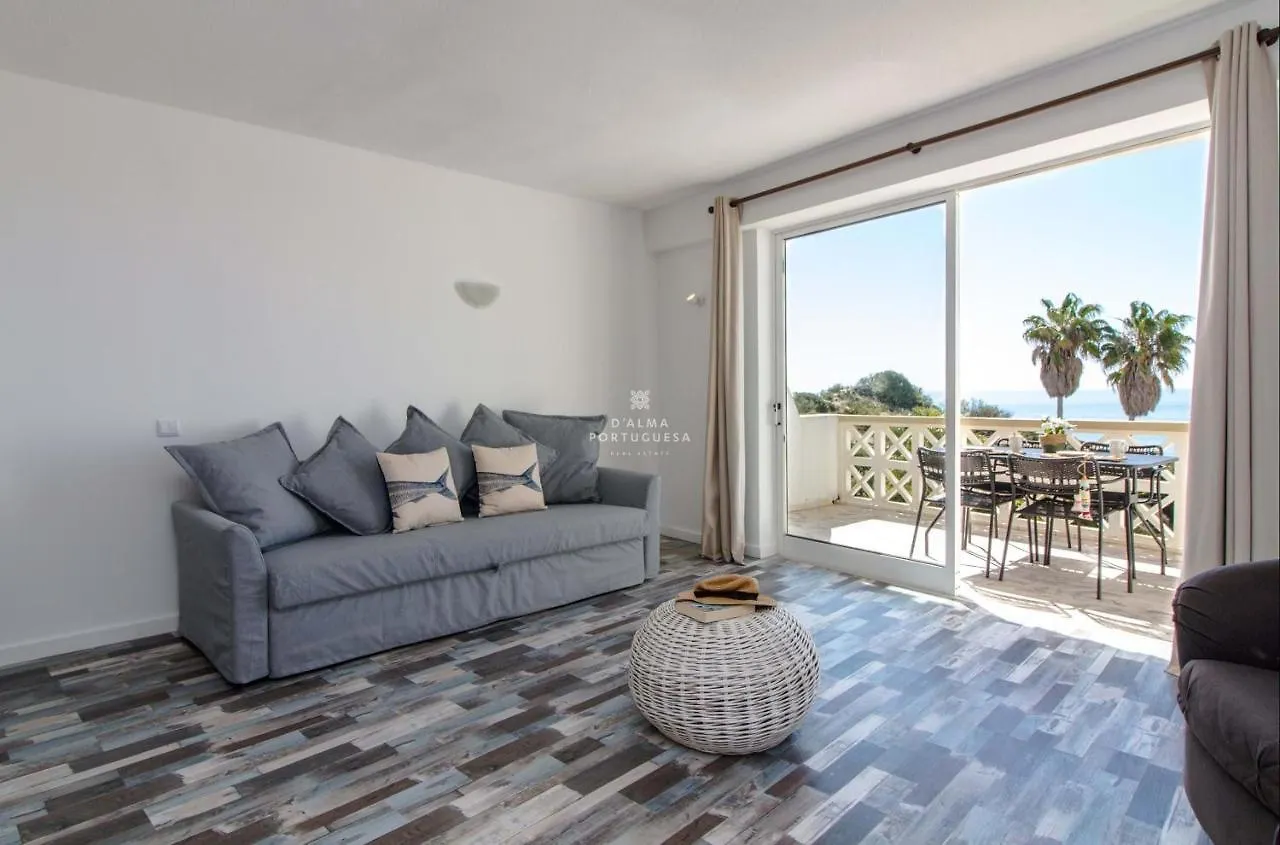 Aveiros Beach Apartment Ocean View - By Dalma Portuguesa Albufeira Portugal
